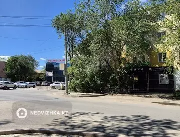 2-комнатная квартира, этаж 4 из 4, 39 м²