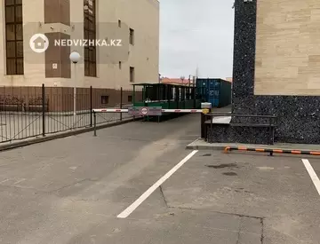 Помещение, этаж 4 из 4, 3 903 м²