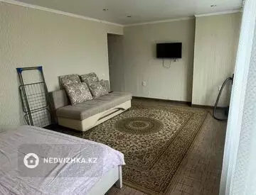 1-комнатная квартира, этаж 10 из 10, 44 м²