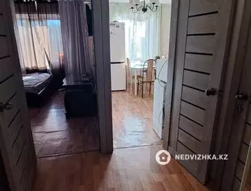 1-комнатная квартира, этаж 3 из 10, 34 м²