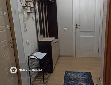 1-комнатная квартира, этаж 9 из 12, 45 м², На длительный срок