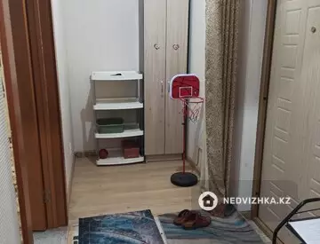 1-комнатная квартира, этаж 9 из 12, 45 м², На длительный срок
