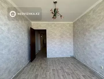 2-комнатная квартира, этаж 3 из 6, 55 м²