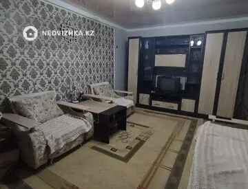 2-комнатная квартира, этаж 4 из 5, 51 м²