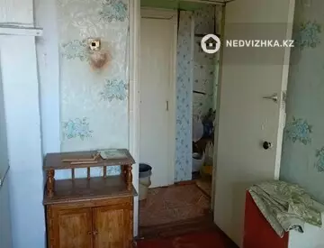 2-комнатная квартира, этаж 1 из 2, 33 м²