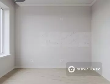 1-комнатная квартира, этаж 10 из 12, 34 м²
