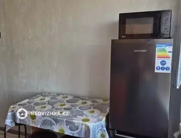 2-комнатная квартира, этаж 3 из 5, 46 м², Посуточно
