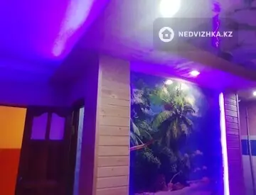 3-комнатная квартира, этаж 1 из 2, 70 м², На длительный срок