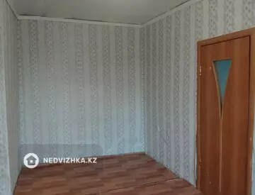 2-комнатная квартира, этаж 3 из 3, 42 м²