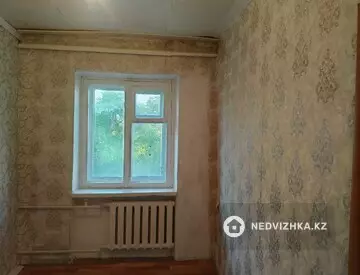 2-комнатная квартира, этаж 3 из 3, 42 м²