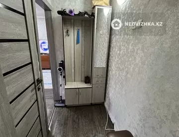 2-комнатная квартира, этаж 3 из 5, 43 м²