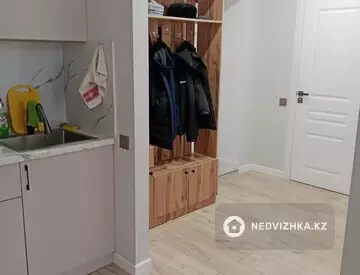 2-комнатная квартира, этаж 2 из 5, 40 м², На длительный срок