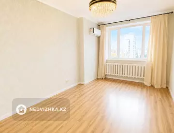 2-комнатная квартира, этаж 13 из 14, 64 м²