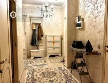 3-комнатная квартира, этаж 10 из 13, 88 м²