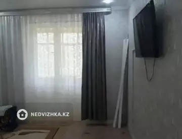 2-комнатная квартира, этаж 2 из 2, 54 м², На длительный срок