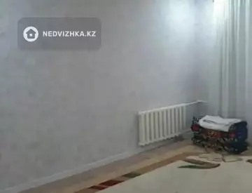 2-комнатная квартира, этаж 2 из 2, 54 м², На длительный срок