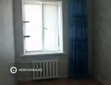 2-комнатная квартира, этаж 2 из 2, 54 м², На длительный срок