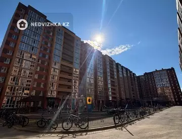 1-комнатная квартира, этаж 8 из 12, 39 м²