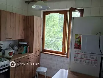 2-комнатная квартира, этаж 4 из 4, 43 м²