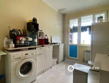 1-комнатная квартира, этаж 4 из 5, 35 м²