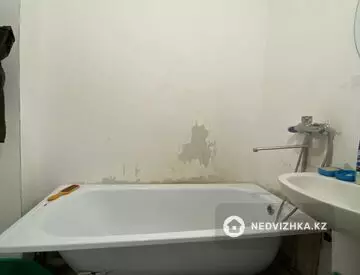 1-комнатная квартира, этаж 4 из 5, 35 м²
