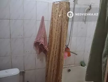 2-комнатная квартира, этаж 4 из 4, 45 м²