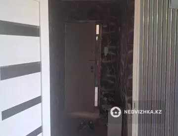 2-комнатная квартира, этаж 4 из 4, 45 м²