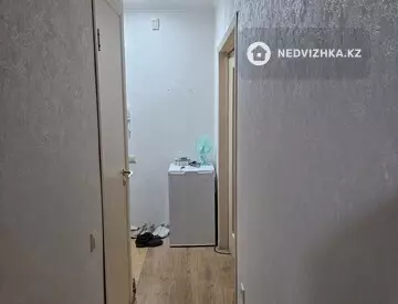 1-комнатная квартира, этаж 3 из 5, 37 м²