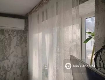 2-комнатная квартира, этаж 1 из 2, 40 м²