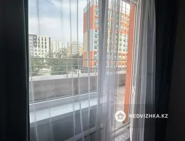 1-комнатная квартира, этаж 3 из 12, 45 м²