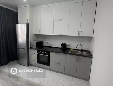 1-комнатная квартира, этаж 3 из 12, 45 м²