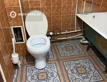 1-комнатная квартира, этаж 4 из 5, 28 м²