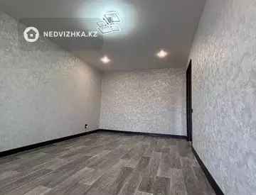 1-комнатная квартира, этаж 4 из 6, 33 м²