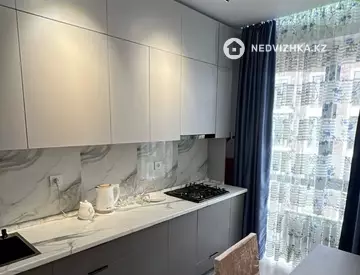 1-комнатная квартира, этаж 5 из 6, 40 м², По часам