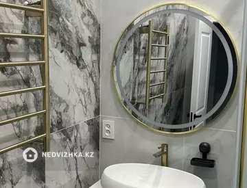 1-комнатная квартира, этаж 5 из 6, 40 м², По часам