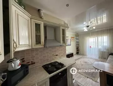 2-комнатная квартира, этаж 10 из 13, 45 м²