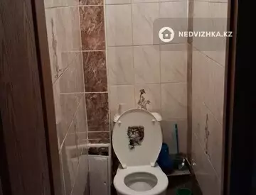3-комнатная квартира, этаж 6 из 6, 57 м²