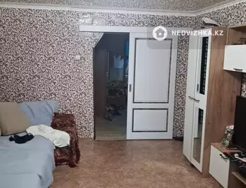 3-комнатная квартира, этаж 6 из 6, 57 м²