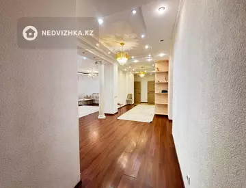 3-комнатная квартира, этаж 15 из 17, 150 м²