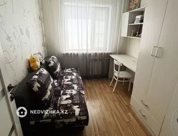 4-комнатная квартира, этаж 3 из 5, 62 м²