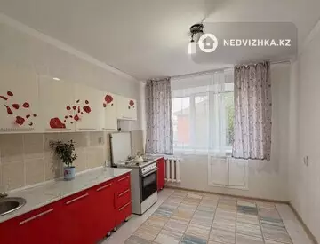 1-комнатная квартира, этаж 2 из 5, 36 м²
