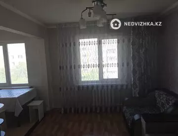 2-комнатная квартира, этаж 5 из 5, 50 м², На длительный срок