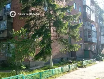1-комнатная квартира, этаж 1 из 5, 32 м²