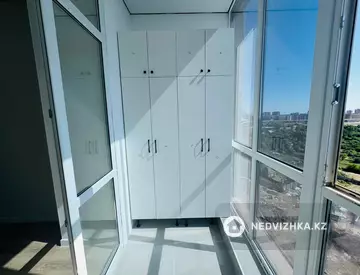 1-комнатная квартира, этаж 11 из 12, 36 м²