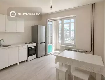 1-комнатная квартира, этаж 3 из 5, 36 м²