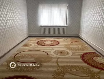 4-комнатный дом, 800 соток, 132 м²