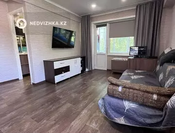 1-комнатная квартира, этаж 4 из 5, 32 м²