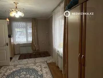 2-комнатный дом, 6 соток, 61 м²