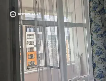 1-комнатная квартира, этаж 14 из 17, 40 м², На длительный срок
