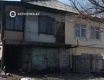 3-комнатная квартира, этаж 2 из 2, 100 м², На длительный срок